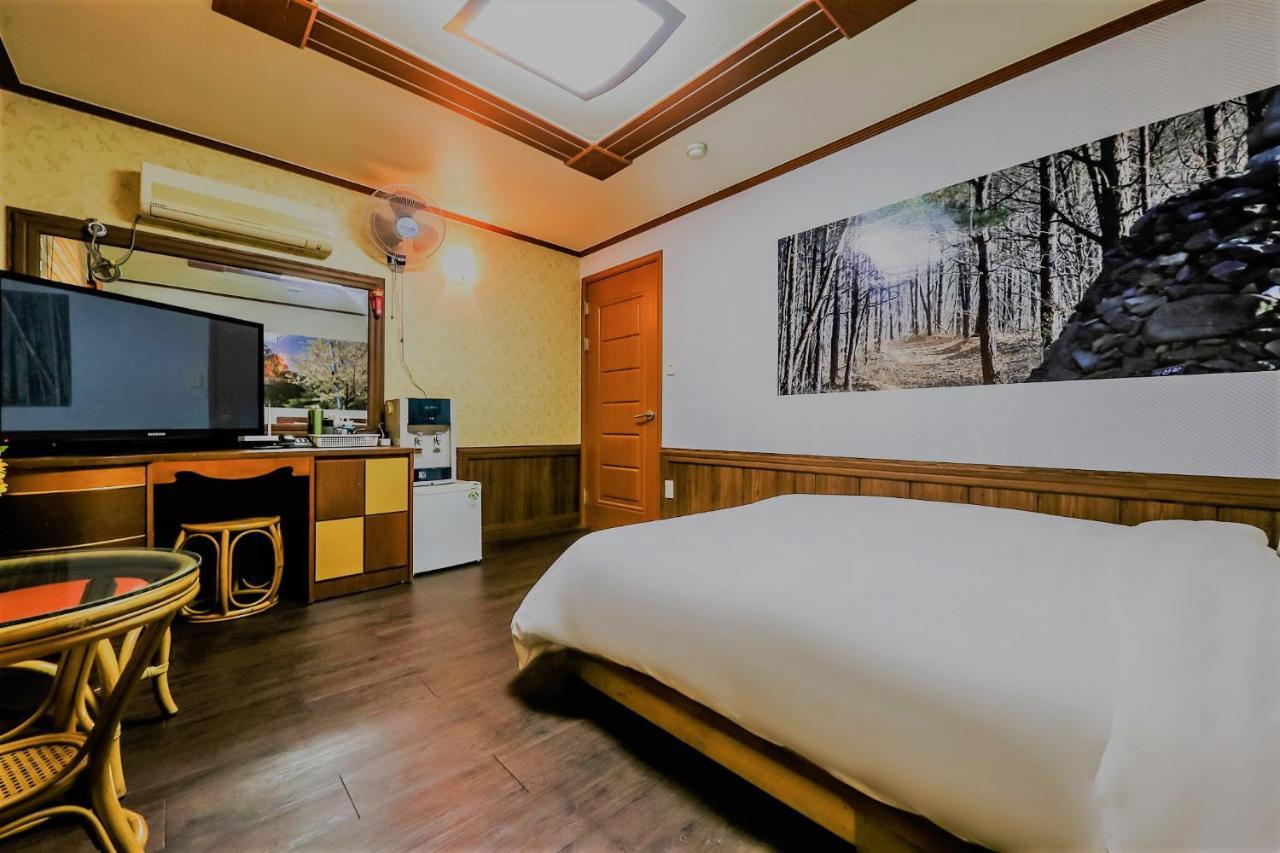 Pine Motel Boryeong Exterior foto